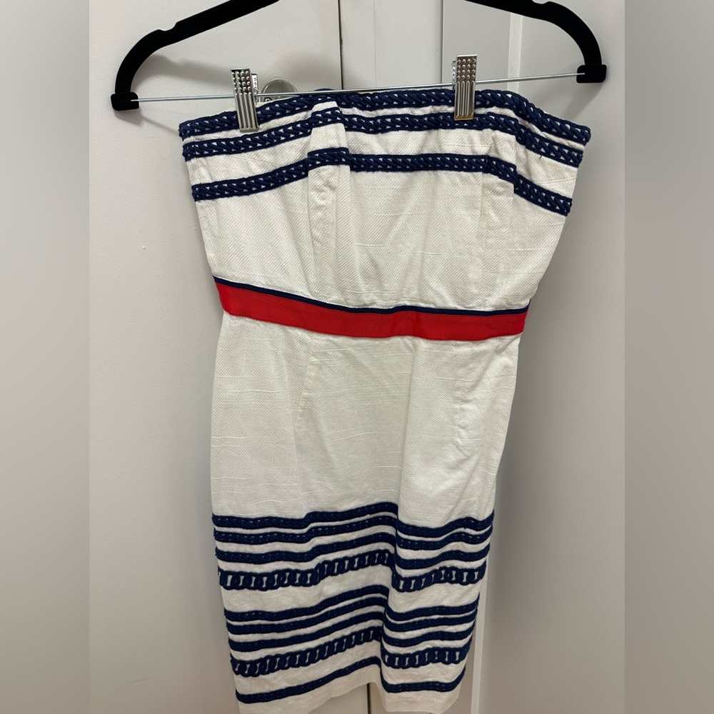 Vineyard vines dress